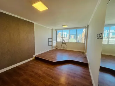 Apartamento com 3 Quartos para alugar, 131m² no Jardim Europa, São Paulo