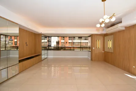 Apartamento com 3 Quartos à venda, 210m² no Centro, Florianópolis