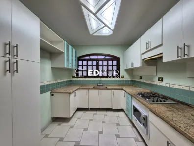 Sobrado com 2 Quartos para alugar, 231m² no Parque das Nações, Santo André