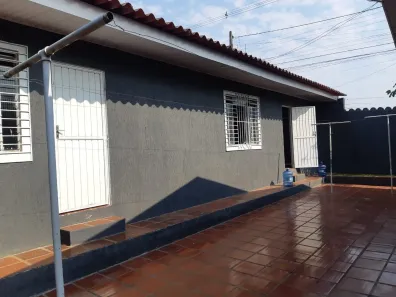 Casa com 3 Quartos à venda, 120m² no Uvaranas, Ponta Grossa