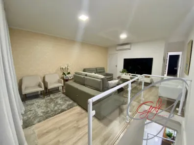 Sobrado com 4 Quartos à venda, 263m² no Jardim Europa, Jandira