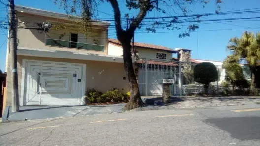 Sobrado com 3 Quartos à venda, 180m² no Vila Alzira, Santo André