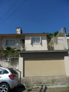 Casa com 3 Quartos à venda, 405m² no Medianeira, Porto Alegre
