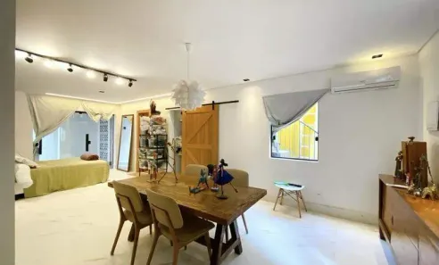 Casa com 3 Quartos à venda, 153m² no Lourdes, Belo Horizonte