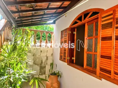 Casa com 2 Quartos à venda, 150m² no Jardim Vitória, Belo Horizonte