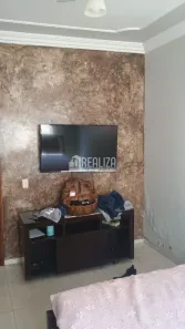 Casa com 2 Quartos à venda, 97m² no Tita Rezende, Uberaba