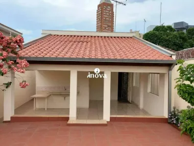 Casa com 4 Quartos à venda, 238m² no Centro, Uberaba