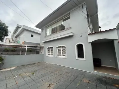 Casa com 3 Quartos para alugar, 116m² no Embaré, Santos