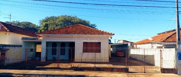 Casa com 3 Quartos à venda, 207m² no Centro, Araraquara