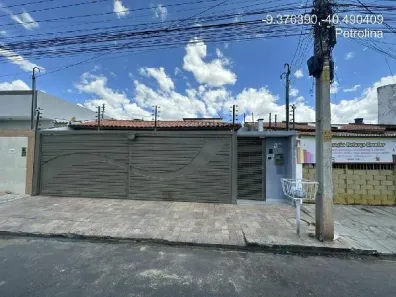 Casa com 2 Quartos à venda, 117m² no Areia Branca, Petrolina