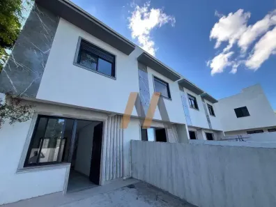 Sobrado com 2 Quartos à venda, 60m² no Oriço, Gravataí