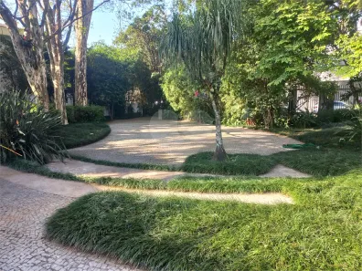 Casa com 5 Quartos para alugar, 670m² no Alto de Pinheiros, São Paulo