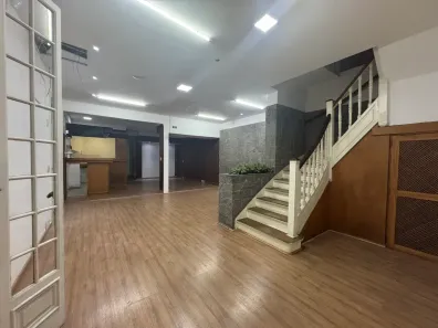 Imóvel Comercial com 5 Quartos à venda, 450m² no São Cristóvão, Rio de Janeiro