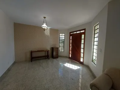 Casa com 3 Quartos para alugar, 267m² no Jaraguá, Belo Horizonte