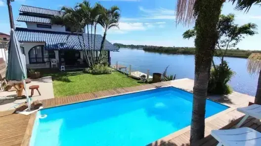 Casa com 5 Quartos à venda, 162m² no , Torres