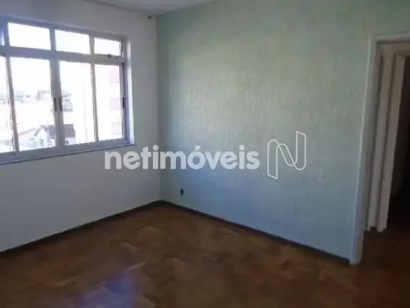 Apartamento com 3 quartos — Nova Granada, Belo Horizonte