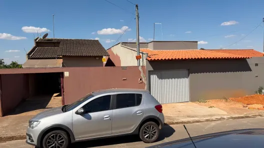 Casa com 2 Quartos à venda, 90m² no Jardim Veneza, Aparecida de Goiânia