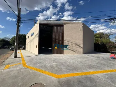 Galpão/Depósito/Armazém para venda ou aluguel, 440m² no Setor Pedro Ludovico, Goiânia