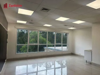 Sala Comercial para alugar, 48m² no Sítio Tamboré Alphaville, Barueri