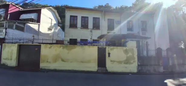 Casa com 3 Quartos para alugar, 165m² no Laranjeiras, Rio de Janeiro