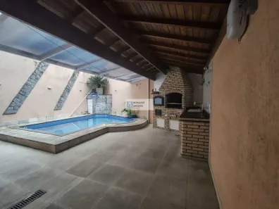 Sobrado com 3 Quartos à venda, 219m² no Caiçara, Praia Grande