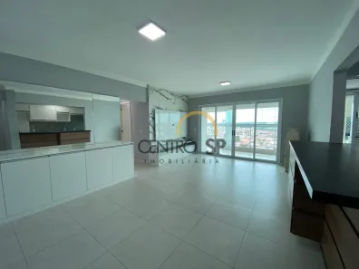 Apartamento com 3 Quartos para alugar, 115m² no Jardim Amália, Bauru