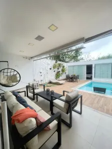 Casa de Condomínio com 6 Quartos para venda ou aluguel, 525m² no Recreio dos Bandeirantes, Rio de Janeiro