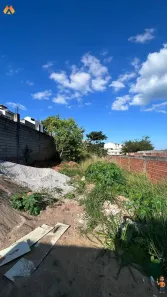 Lote/Terreno à venda, 410m² no Jardim Vitória, Macaé