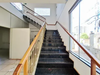 Ponto Comercial para alugar, 271m² no Vila Tibério, Ribeirão Preto