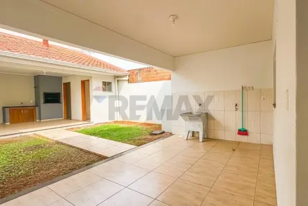 Casa com 2 Quartos à venda, 124m² no Jardim Pancera, Toledo