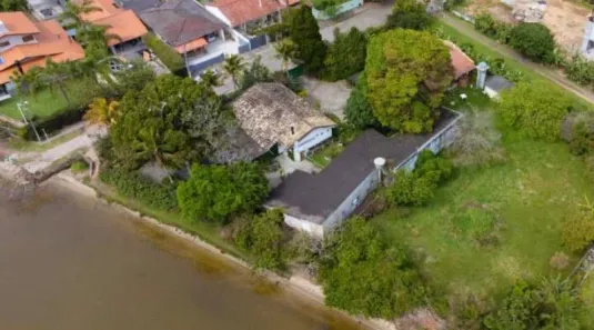 Casa com 4 Quartos à venda, 650m² no Lagoa da Conceição, Florianópolis
