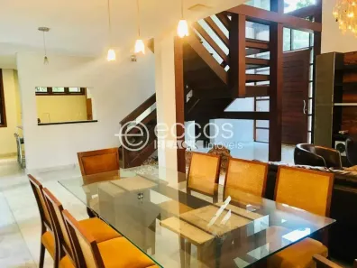 Casa de Condomínio com 4 Quartos à venda, 480m² no Ville de Montagne, Nova Lima