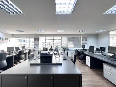 Sala Comercial à venda, 336m² no Itacorubi, Florianópolis
