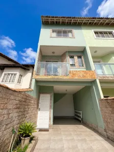 Casa com 3 Quartos à venda, 102m² no Jardim Amália, Volta Redonda