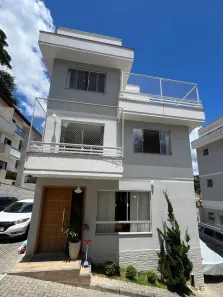 Casa de Condomínio com 3 Quartos à venda, 135m² no Santa Elisa, Nova Friburgo