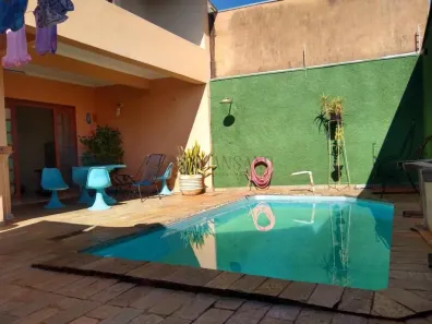 Casa com 3 Quartos à venda, 242m² no Jardim Bela Vista, Bauru