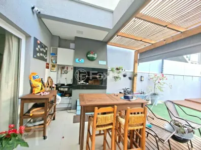 Casa com 3 Quartos à venda, 175m² no Hípica, Porto Alegre