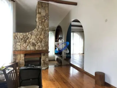 Sobrado com 4 Quartos à venda, 295m² no Vila São João, Caçapava