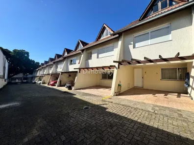 Casa de Condomínio com 3 Quartos para alugar, 119m² no Tristeza, Porto Alegre