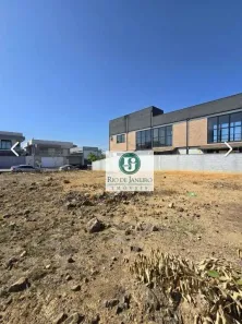 Lote/Terreno à venda, 300m² no Loteamento Jardim Nova Europa, Poços de Caldas