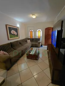 Casa com 3 Quartos para alugar, 160m² no Vila Santa Clara, São Paulo
