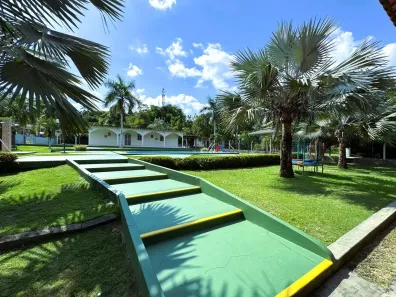 Fazenda/Sítio com 3 Quartos à venda, 2100m² no Tarumã-Açu, Manaus