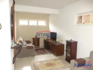 Imóvel Comercial à venda, 155m² no Jardim Paraíba, Jacareí