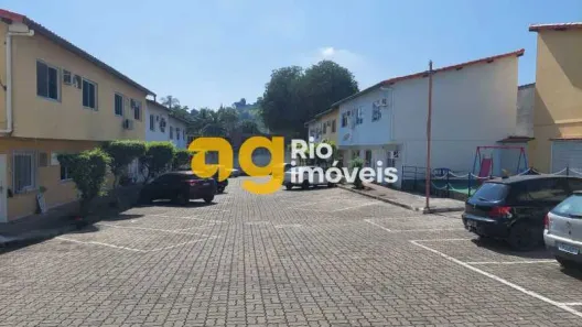 Casa de Condomínio com 2 Quartos à venda, 56m² no Praça Seca, Rio de Janeiro