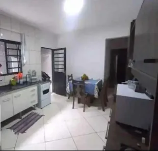 Casa com 2 Quartos à venda, 66m² no Monte Carlo, Americana
