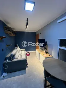 Apartamento com 2 Quartos à venda, 45m² no Mário Quintana, Porto Alegre