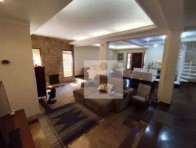 Casa de Condomínio com 3 Quartos à venda, 369m² no Sousas, Campinas