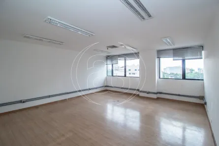 Sala Comercial à venda, 122m² no Santo Amaro, São Paulo