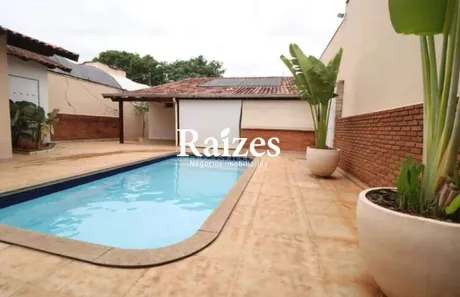 Casa com 3 Quartos para alugar, 200m² no Cidade Jardim, Uberlândia