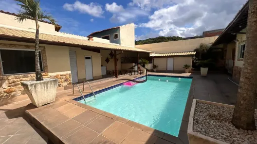 Casa com 4 Quartos à venda, 235m² no Itaipu, Niterói